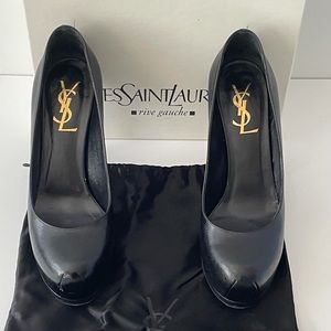 Yves Saint Laurent Black Platform Pumps
